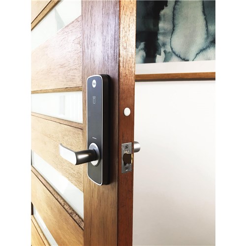 Yale Unity Entrance Lock (Silver)